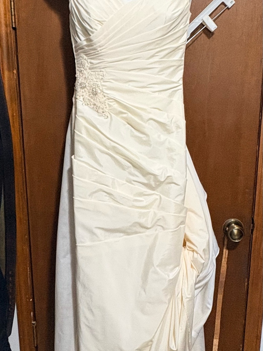 David's Bridal Ivory Strapless Ruched Wedding Gown with Beaded Appliqué